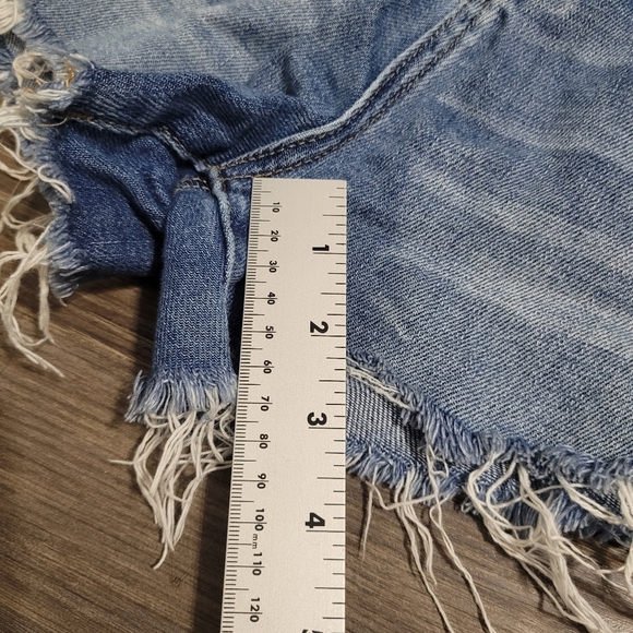 Blank NYC Pin-Up High Rise Floral Denim Size 26 Short Blue Jean Embroidered - Picture 8 of 8